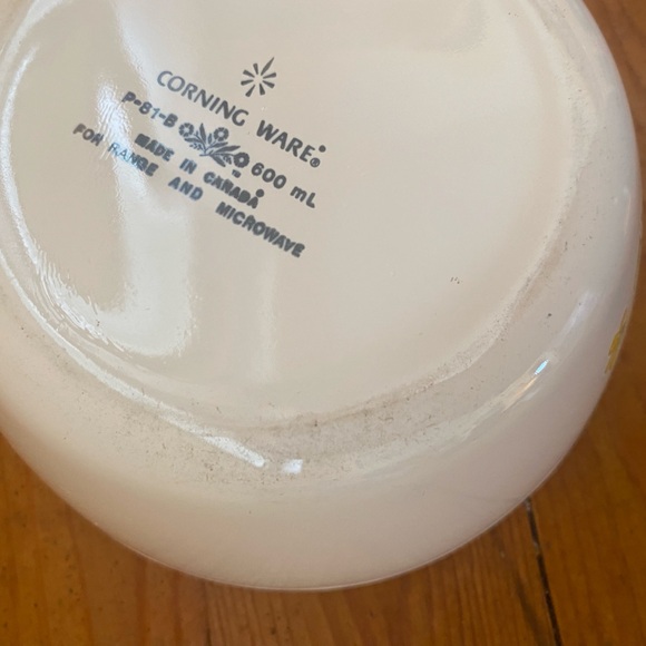 Corningware Wildflower Saucepans - Picture 13 of 13